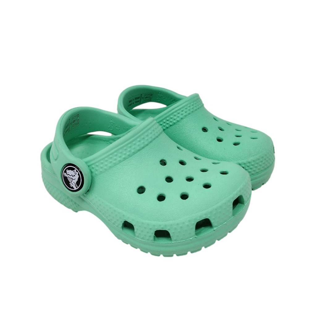CROCS Mint Green Classic Clogs ~ C4